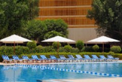 Cabana Club Pool Bar - Radisson Blu Hotel
